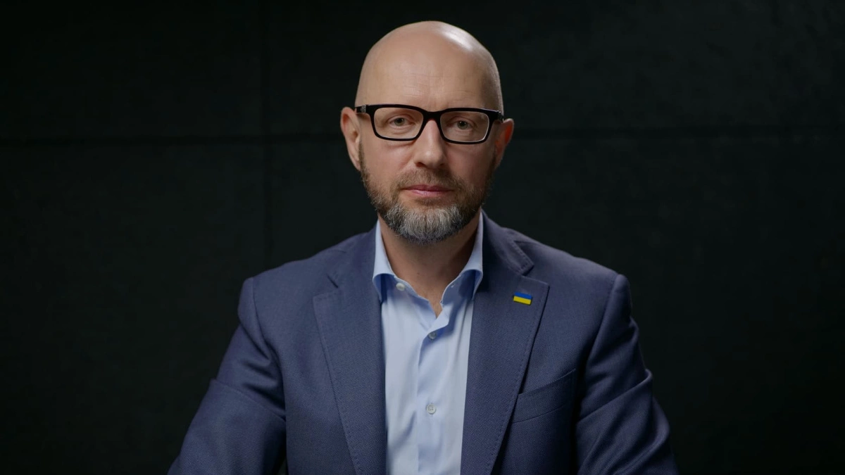 Яценюк пояснив, чому під час війни не буде економічного дива і що чекає бюджет