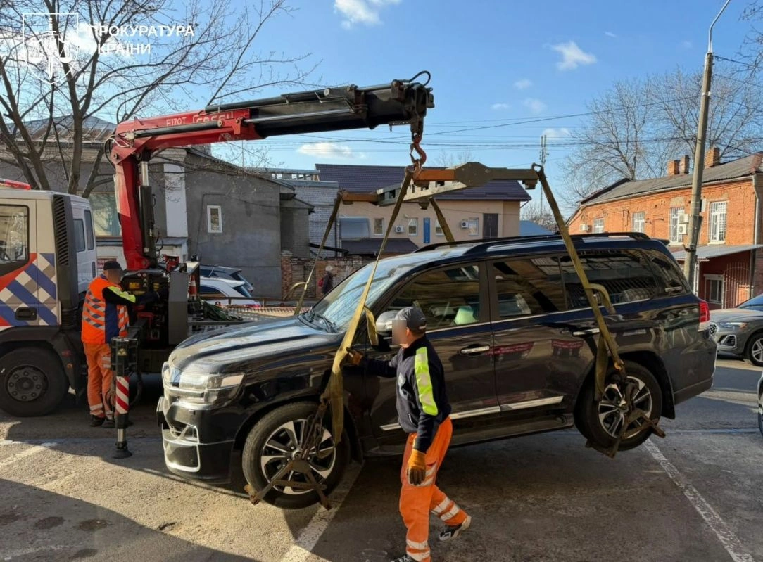 Романтичні пастки та фальшиві криптоаналітики: литовці втратили 1,3 млн грн