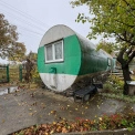 Дача-бочка під Білою Церквою коштує $4 тисячі: жити пропонують у «трубі»