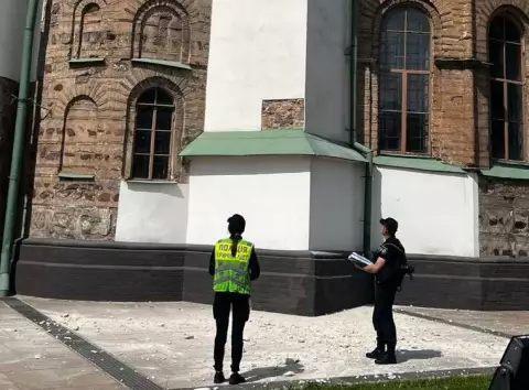 Трагедія у серці Києва: Софійський собор постраждав від обстрілів