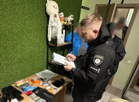 Викрито масштабну схему шахрайства з використанням штучного інтелекту