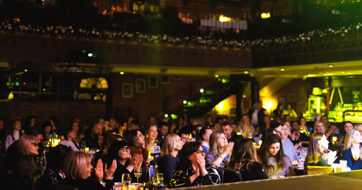 Вар’єте «Рояль», імпровізація без цензури та вистави для дорослих: липневі вечори у Caribbean Club