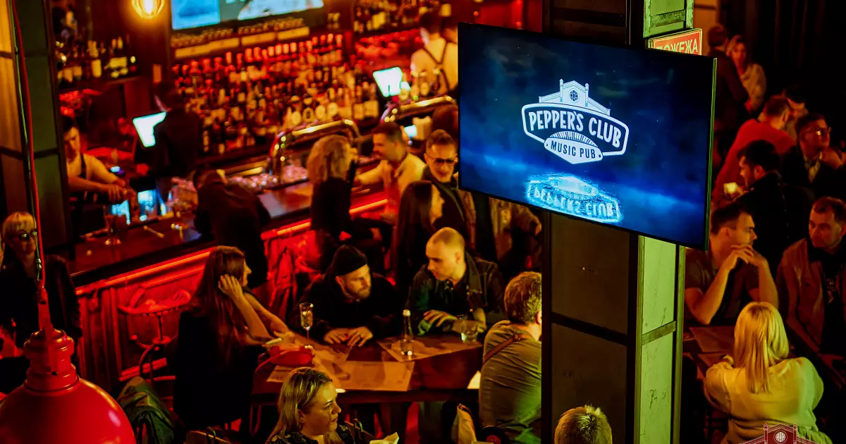 Липневі вечори в Pepper’s Club: музика, стендап, квізи та танці