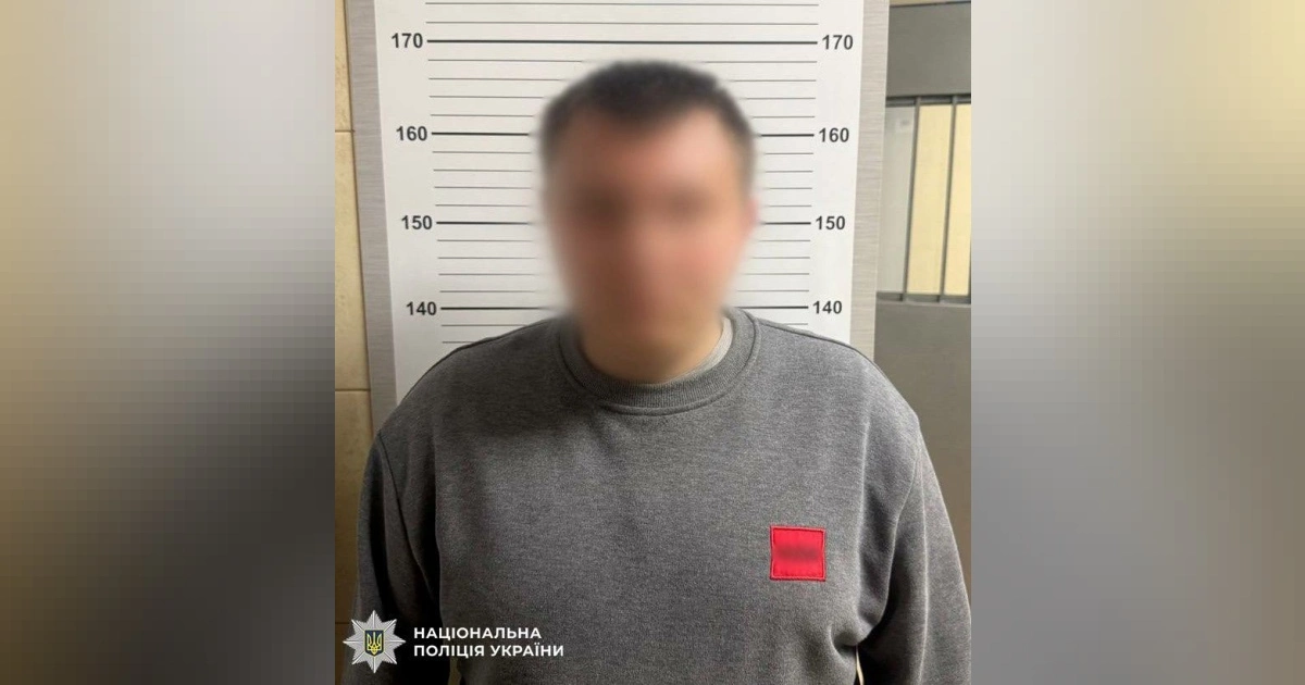 Підпалив авто у дворі київської багатоповерхівки: 22-річному чоловіку загрожує 10 років
