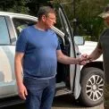 Підтримка для фронту: Бровари передали автомобіль для бойових завдань