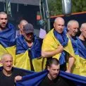 Обмін полоненими: в Україну повернулись важко поранені захисники