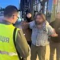 Вилучено арсенал зброї на $27 тис.: на Київщині ліквідували канал нелегального збуту озброєння