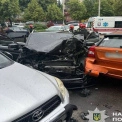 ДТП у Києві: чотири машини зіткнулись, мікроавтобус перекинувся