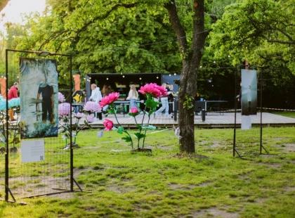 Виставка «Ти є» у «В’ЯВА»: подорож крізь втрату, ідентичність і віднайдений дім