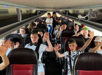 60 дітей захисників та захисниць з Київщини в подорожували до Іспанії