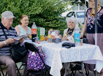 БФ «Юлині бабусі» на «Куражі»: як дідусі грали в шахи, а бабусі співали пісні барберу