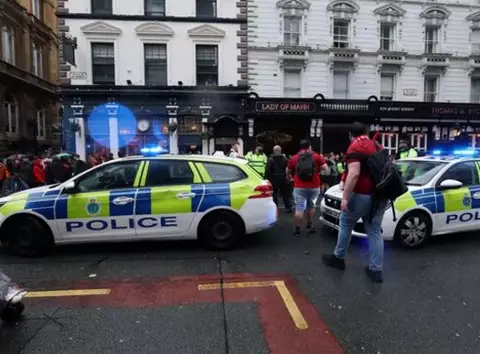 Аварія у Ліверпулі: авто в'їхало у фанатів під час святкування