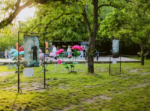 Виставка «Ти є» у «В’ЯВА»: подорож крізь втрату, ідентичність і віднайдений дім