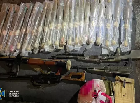 На Київщині зупинили нелегальний продаж зброї