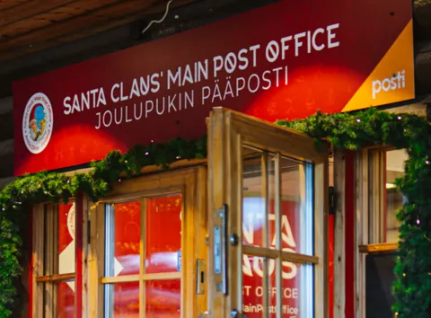 Офіційно: Санта-Клаус почне відповідати українським дітям рідною мовою