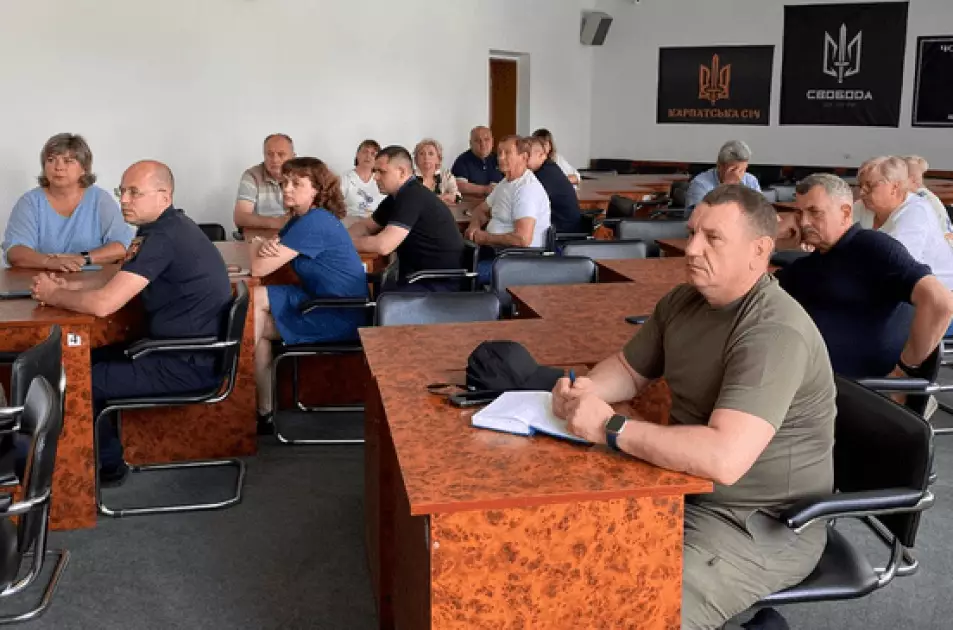 Відновлення після нічного обстрілу: у Броварах створено комісію для допомоги постраждалим від атаки - 1