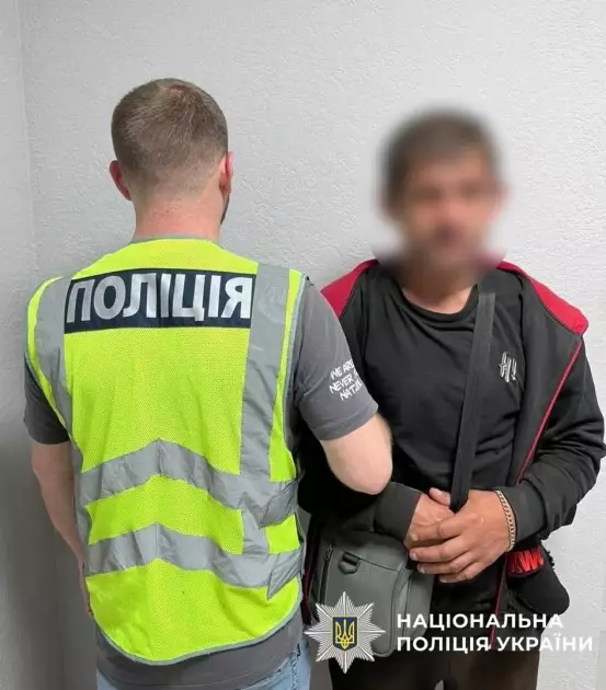 Пограбував 78-річну жінку та дітей на ВДНГ: у Києві засудили зухвалого рецидивіста - 1